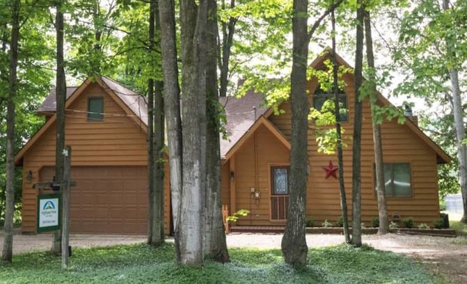 Harbor Springs House | Highland View Cottage of Harbor Springs