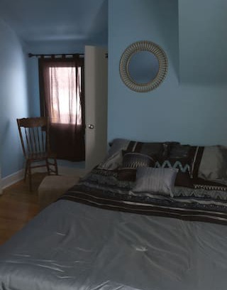 Lively House | Room Rentals in Lively Room #3