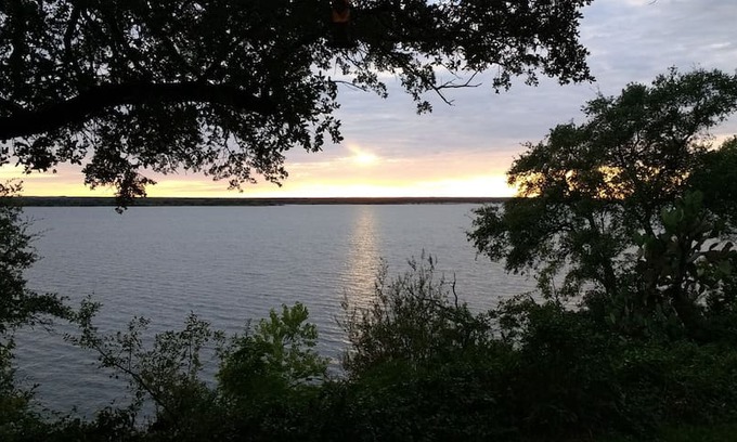 Lake Whitney House | Sunset Retreat Overlooking Lake Whitney