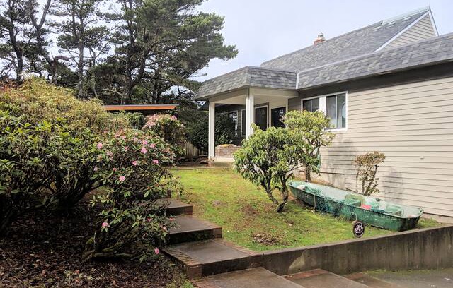 Florence House | Salty Dog Lodge