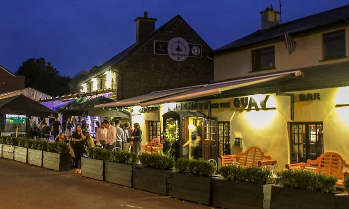 Ballina House | Crockets Quay Bistro and Lodge
