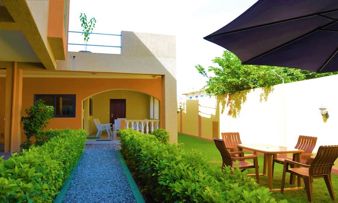 Lome House | Villa Beach Avepozo Lome
