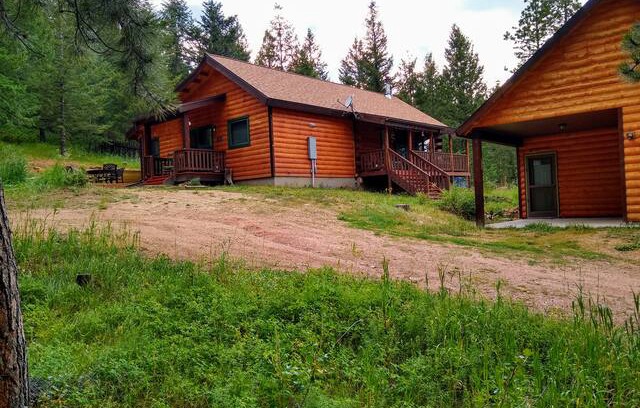 Red Feather Lakes Cabin | Hummingbird Cabin with Glamping Tent + Hot Tub
