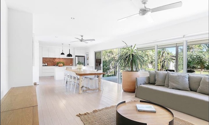 Suffolk Park House | That Little Suffolk Beach House Amazing Location
