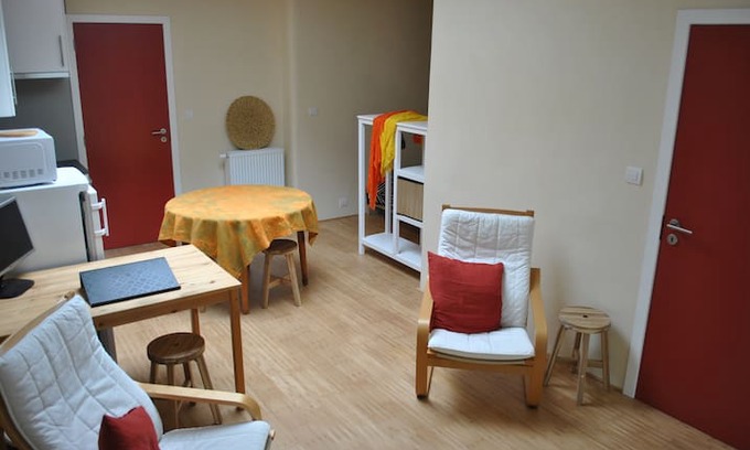 Court-Saint-Etienne Apartment | Charmant studio à Court-Saint-Etienne