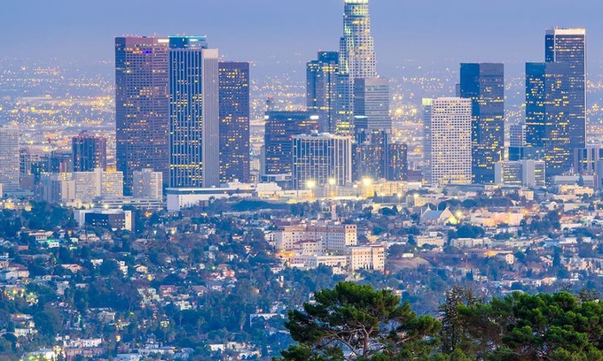 Westwood House | Large Luxury West Los Angeles Guesthouse with Housekeeping