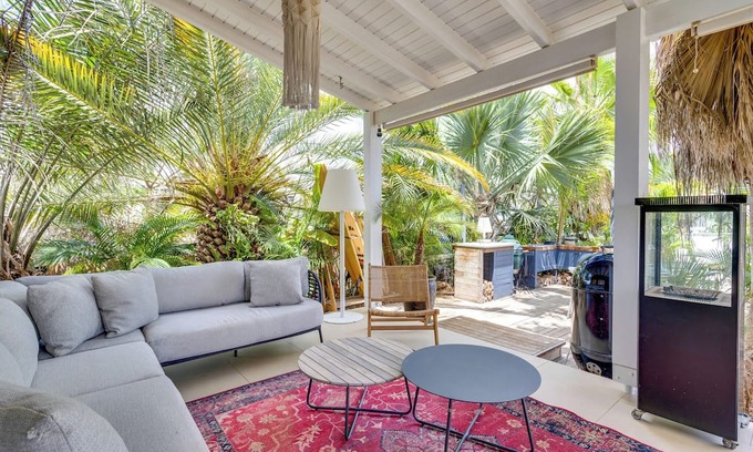 Playa House | Charming 2-bedroom house in superb Kralendijk with WiFi, AC