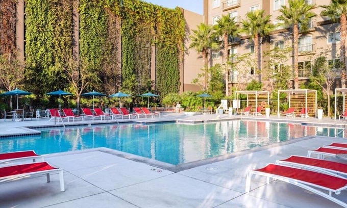 Anaheim Resort House | WorldMark Anaheim - 2 Bedroom Twin