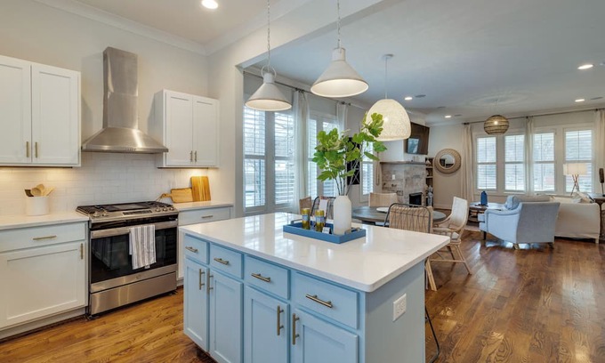East Nashville House | Chic 3 BDR in Trendy East Nashville w/Pool!