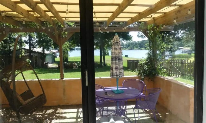 Larue Apartment | Studio with boat lift on Lake Palestine, TX