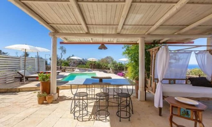 Marina di Felloniche House | 4080 Villa Marcatare by BarbarHouse