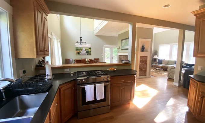Oak Bluffs House | Secluded Sanctuary, Oak Bluffs Retreat - 10 min. walk to O.B. Harbor & Downtown