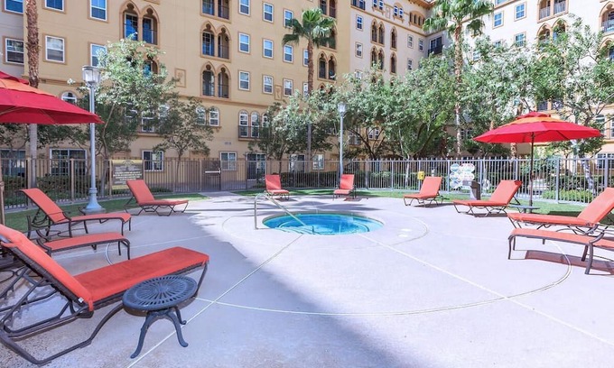 Enterprise Condo | Las Vegas Luxury Condo Villa Bocaraton