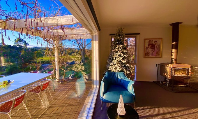 Chirnside Park House | Near Yarra Valley. Four bedrooms with one sunroom surrounded by nature's beauty.