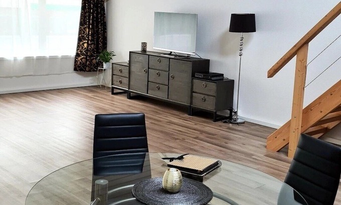 Saint Georgen Ot Brigach Apartment | Charmantes Apartment in der Nähe vom Stoos, Direkt am Fluss, Mitten in der Natur
