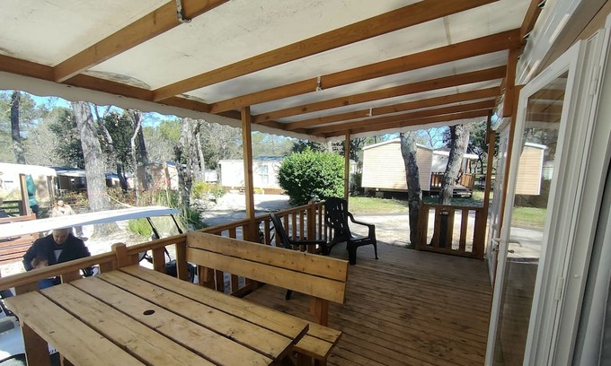 Nans-les-Pins House | Terre de Provence, Mobil-home Camping 4