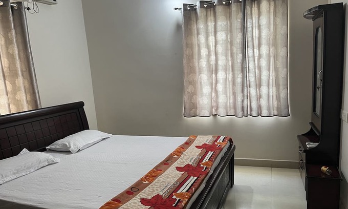 Gachibowli House | Centrally-located place , AIG Hospital, Restaurants , Shopping place, Cinemas