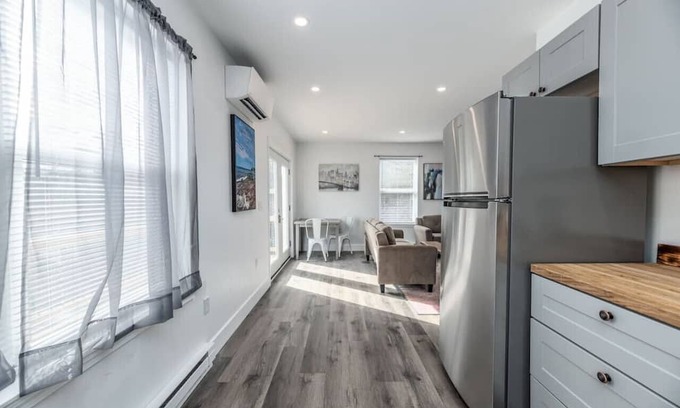 Bangor Apartment | Stunning Riverfront 2 Bed 1 Bath | Fast Wi-Fi