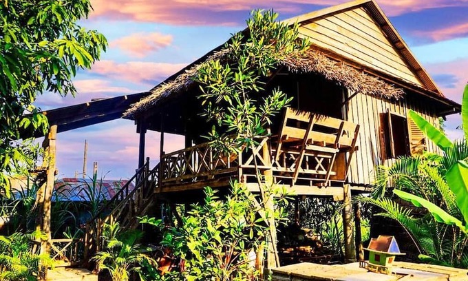 Banan Cabin | Family Batcave Homestay- Deluxe Double Room