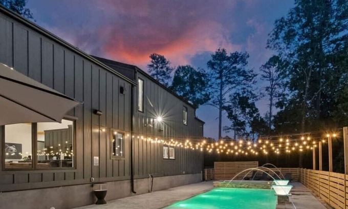 Rogers Cabin | Beaver Lake Luxury Cabin | Private Pool & Hot Tub