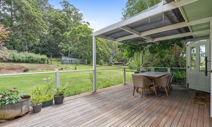 Ravensbourne House | Kenti's Cottage - Two Bedroom