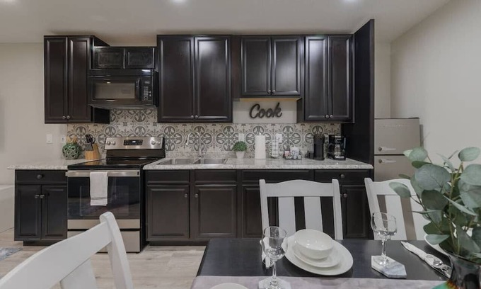 Azalea Park House | Cozy 2 bedroom home in Orlando