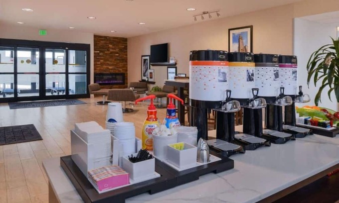 Highland House | Sports, shopping, and concerts in Denver!