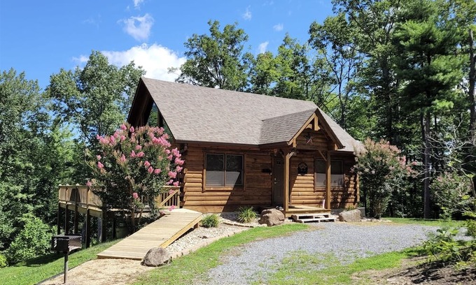 Stanardsville Cabin | Serenity at the Summit Cabin