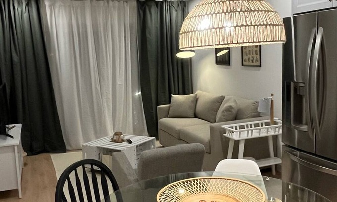 Magog Apartment | Condo Urbain Près de la Nature. Animaux Acceptés! Idéal Pour Après-ski!