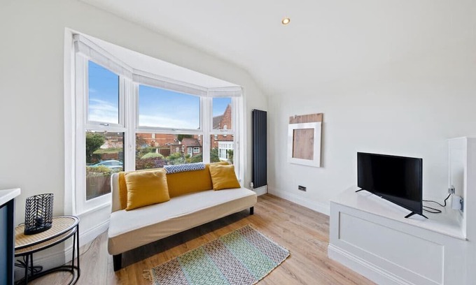 Kettering Apartment | Kettering Central - Modern Luxury Apartment!