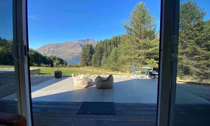 Closeburn House | Alpine Exclusive - mountain view