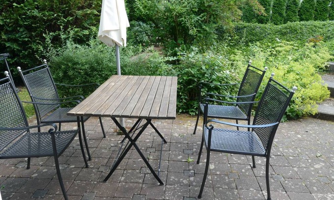 Rothhelmshausen House | Holiday Home "Ferienhaus 2" with Private Terrace & Wi-Fi
