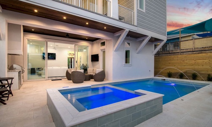 Frangista Beach House | Book Now for Summer! Gulf Views! Private Pool and Spa! Golf Cart!