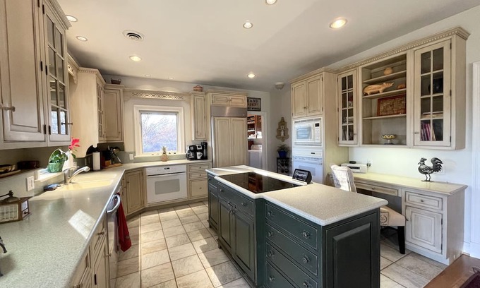 Waterford House | Waterford Million-Aire Estate