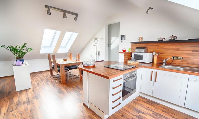 Regensburg Apartment | Ferienwohnung Anna