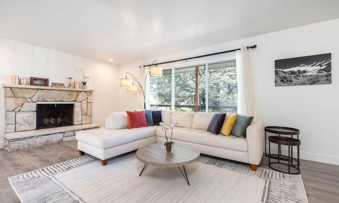 Cottonwood Heights House | Prvt Hot Tub, Close to Resorts!