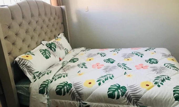 Jose Luis Bustamante y Rivero House | Nice House Queen Room
