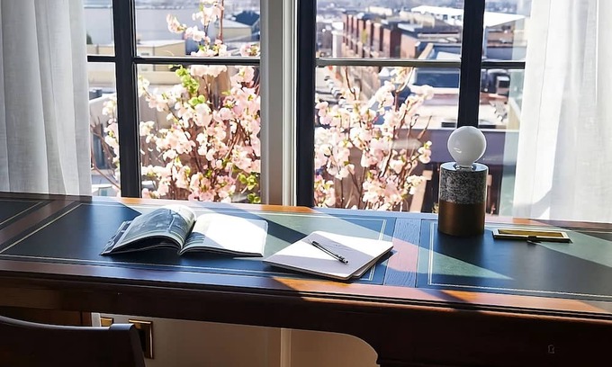 Adams Morgan House | DC Cultural Hub, Smithsonian Nearby, Bliss Awaits in 3 Modern Units!