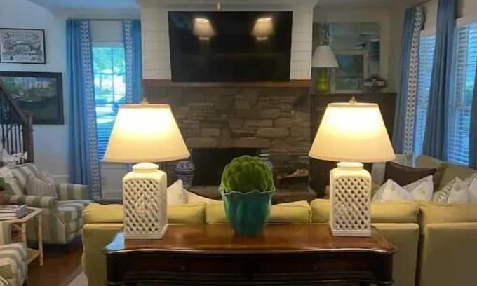 Reynolds Landing Cottage | The Masters Country Cottage