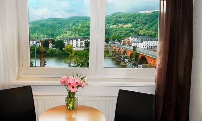 Mitte Apartment | Comfort Doppelzimmer mit Moselblick