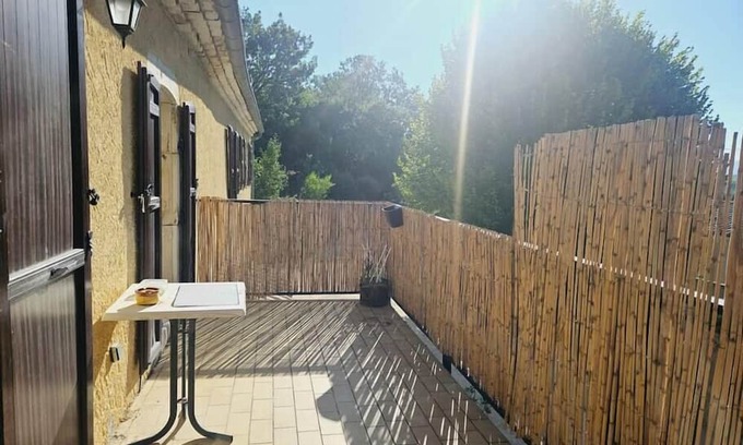 Montboucher-sur-Jabron Apartment | Very nice apartment - terrace