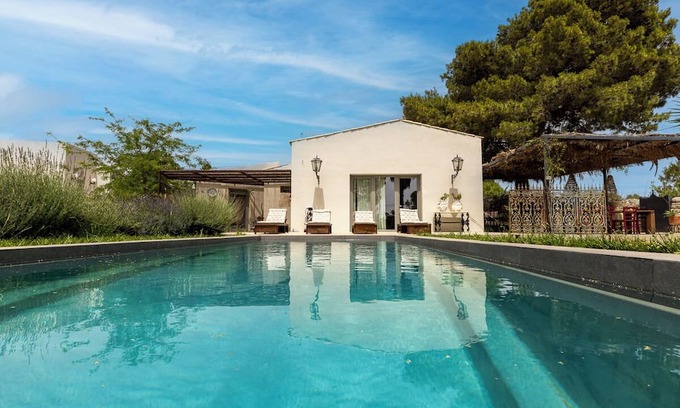 San Corrado di Fuori Villa | Villa Malena con piscina privata