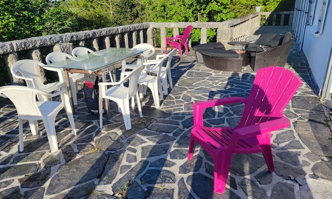 Huelgoat Cottage | Huge terrace overlooking the lake and forest of huelgoat
