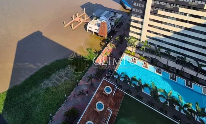 Tarqui Apartment | Olimpo Sky Room Deluxe with river view