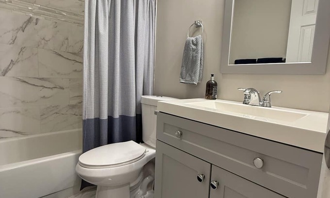 Calverton House | 3-bedroom townhome in serene Silver Spring with AC