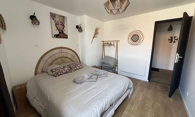 Lens Apartment | L’Oasis Africaine, 2-4p