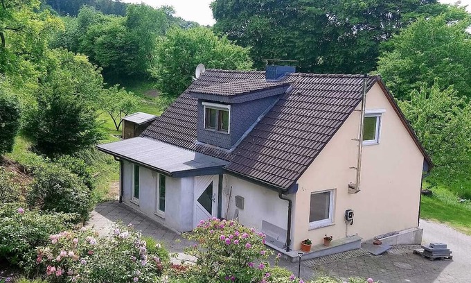 Bielefeld House | Vacation home in the green west of Bielefeld, ideal for a longer stay