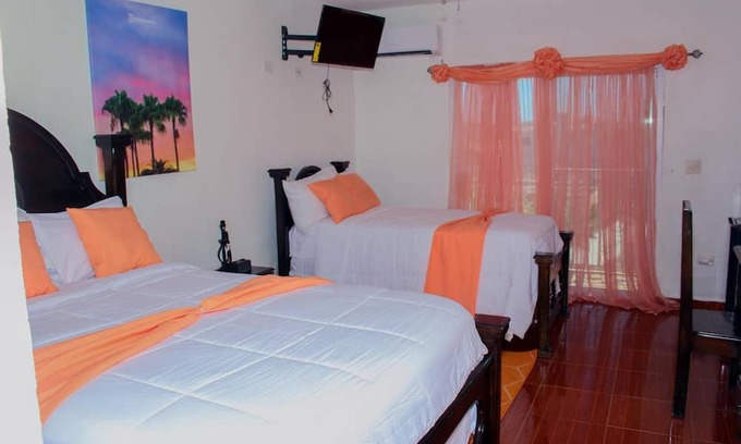 Cap-Haitien Hotel | 20-room hotel in gorgeous Cap-Haitien with AC