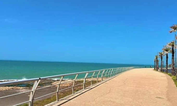 Quartier Des Orangers Apartment | Apartment in Rabat with Jacuzzi, Close to the Sea & La Corniche