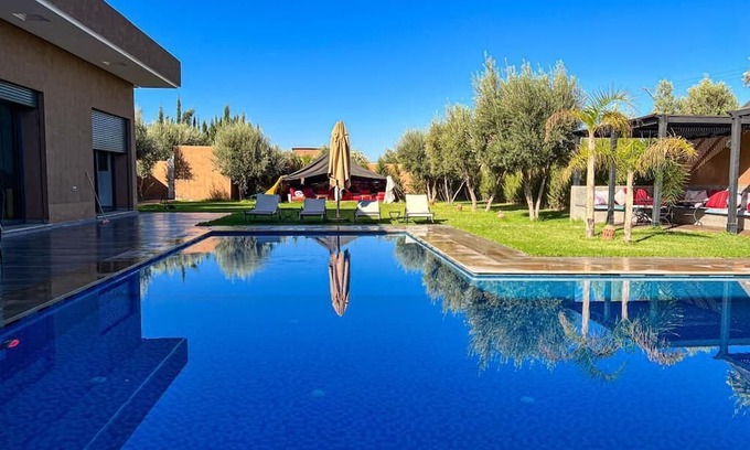 Ait Azzi Villa | Spacious 5 Bedroom Villa Ideal for Families & Groups